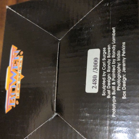 Bowen statues mini marvel bust Ultron - Picture 3 of 4